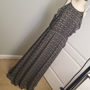 DR2 Black Patterned Maxi Dress with Ruffle